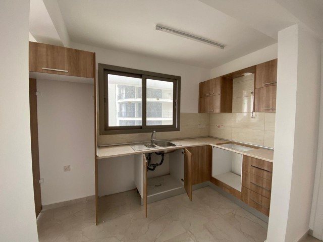 Eziç yakını 1+1 sıfır eşyalı penthouse 650 STG / 0548 823 96 10