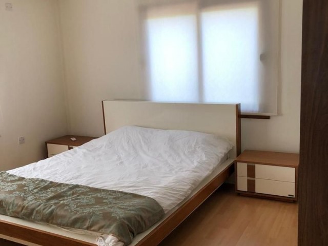 Çatalköy'de 3+1 ve 2+1 eşyalı havuzlu villa 2000 STG / 0548 823 96 10