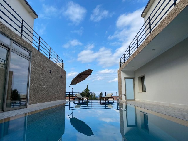 4+1 möblierte Villa mit Pool in Alsancak 250 STG pro Tag / 0548 823 96 10 ** 