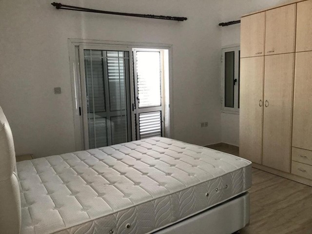 Zeytinlik'de 3+1 eşyalı villa 800 STG / 0548 823 96 10