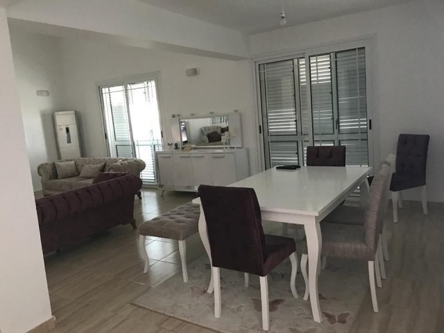 Zeytinlik'de 3+1 eşyalı villa 800 STG / 0548 823 96 10