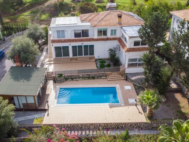 4+1 luks villa mit privatem Pool in Ozanköy 2500 STG / 0548 823 96 10 ** 