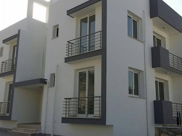 Zeytinlik bölgesinde 2+1 eşyalı 350 STG / 0548 823 96 10