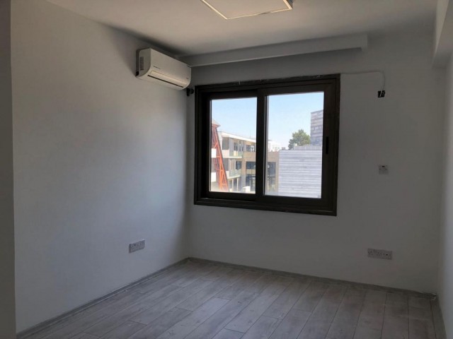 Near the new municipality 3+1 unfurnished 600 Stg / 0548 823 9610 ** 