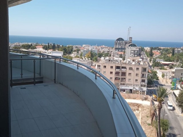 Girne Merkez Kiralık 2+1 Penthouse Daire / Deniz Manzaralı