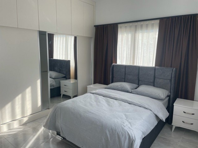 Girne Çatalköy Manzaralı Satılık 4+1 Villa