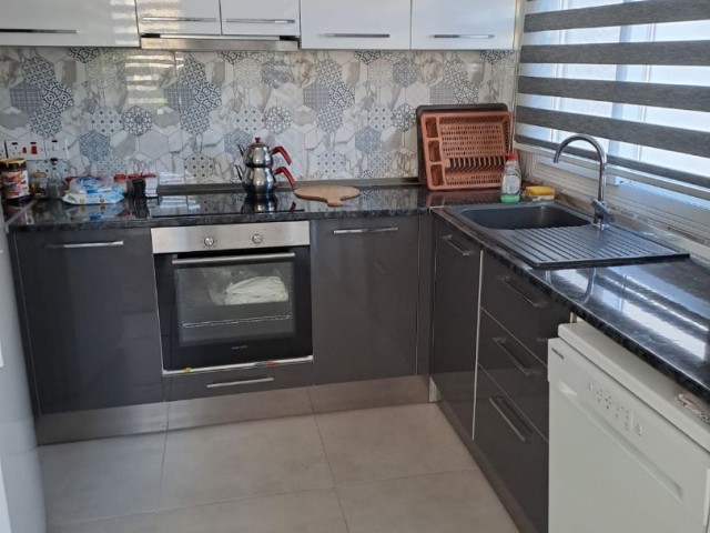 2 bedroom apartment for rent in Kyrenia Center 