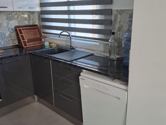 2 bedroom apartment for rent in Kyrenia Center 