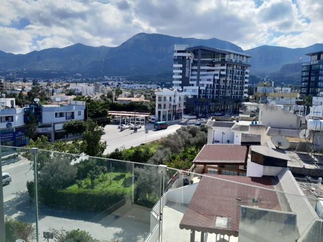 2 bedroom apartment for rent in Kyrenia Center