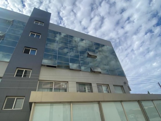 300 m2 Büro, Arztpraxis in Nikosia Taskirkoy 800 STG / 0548 823 96 10