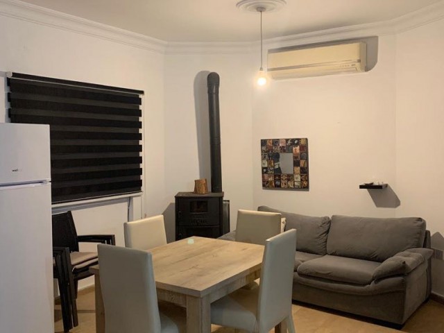 Girne Çatalköy’de  2+1  Kiralık Eşyalı /Ortak havuzlu Villa 