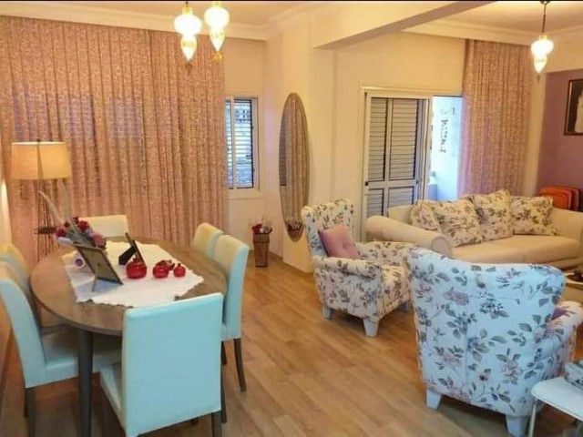 Flat For Sale in Küçük Kaymaklı, Nicosia