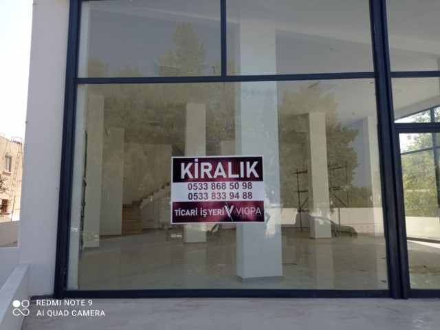 PERFECT SHOP FOR COMMERCIAL RENTAL IN KIZILBAS REGION ON THE ROAD TO SCHOOLS WITH PRIVATE PARKING AND ELEVATOR (900 M2) ** 