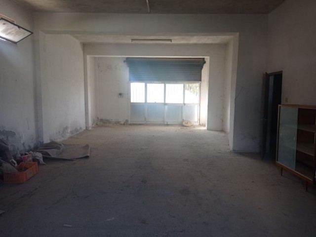 216M2 (WORKSHOP)+ 185M2 (WAREHOUSE) + 185M2 FULLY RENOVATED (3+1) HOUSING WITHIN 1450 M2 GARDEN IN ALAYKOY, EXCELLENT OPPORTUNITY IS WAITING FOR ITS NEW OWNER ** 