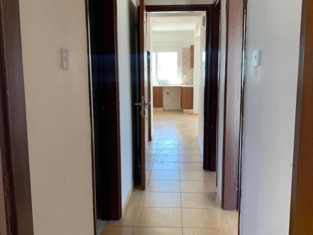 THE APARTMENT WITH ELEVATOR AND PARKING LOT (3+1) IN THE PERFECT LOCATION IN YENIŞEHIR IS IN A VERY GOOD CONDITION AND THE RENT IS GUARANTEED TO BE WAITING FOR THE LUCKY OWNER ** 