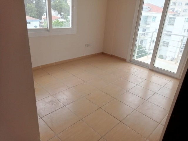 THE APARTMENT WITH ELEVATOR AND PARKING LOT (3+1) IN THE PERFECT LOCATION IN YENIŞEHIR IS IN A VERY GOOD CONDITION AND THE RENT IS GUARANTEED TO BE WAITING FOR THE LUCKY OWNER ** 