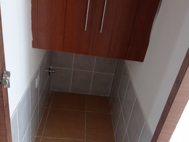 THE APARTMENT WITH ELEVATOR AND PARKING LOT (3+1) IN THE PERFECT LOCATION IN YENIŞEHIR IS IN A VERY GOOD CONDITION AND THE RENT IS GUARANTEED TO BE WAITING FOR THE LUCKY OWNER ** 