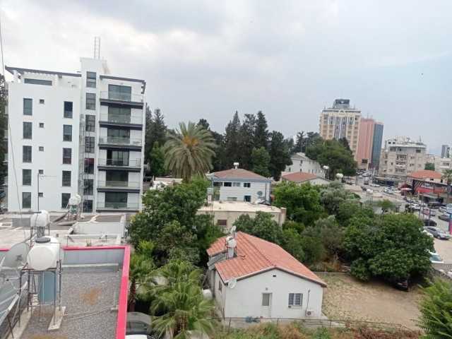 THE APARTMENT WITH ELEVATOR AND PARKING LOT (3+1) IN THE PERFECT LOCATION IN YENIŞEHIR IS IN A VERY GOOD CONDITION AND THE RENT IS GUARANTEED TO BE WAITING FOR THE LUCKY OWNER ** 