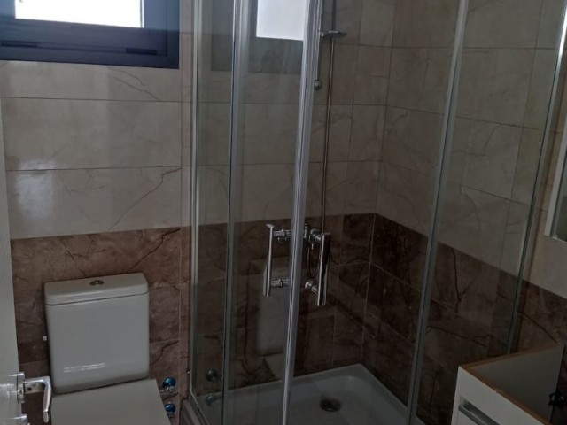 RENT-GUARANTEED APARTMENT IN A NEWLY FINISHED BUILDING WITH ELEVATOR AND PARKING LOT (2+1) IN THE PERFECT LOCATION IN YENIŞEHIR IS WAITING FOR THE LUCKY OWNER ** 