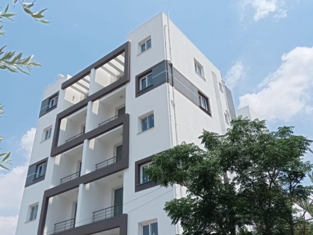 2+1 investment center apartment with elevator for sale in Kizilbaş district ** 