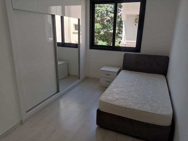 SPACIOUS SPACIOUS 90M2 (2+1) APARTMENT FOR RENT WITH ELEVATOR AND PARKING WITH FURNISHED TERRACE IN A NEW BUILDING IN AN EXCELLENT CENTRAL LOCATION. ** 