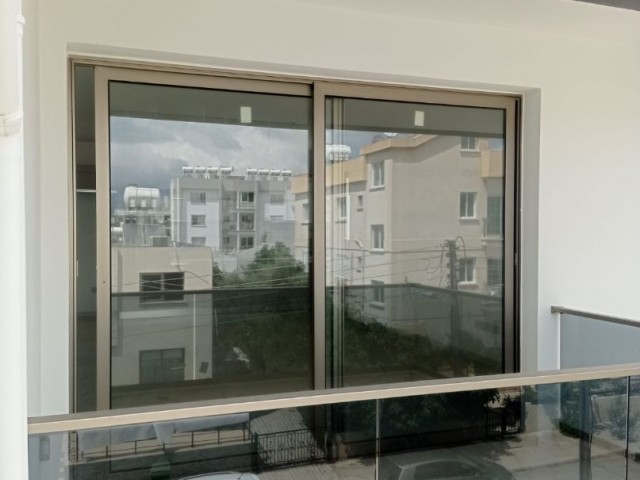 MITREELI IS ALSO SPECIALLY DESIGNED FOR THOSE WHO WANT A SPACIOUS SPACIOUS COMFORTABLE APARTMENT OF 140 M2 WITH A GREAT DESIGN (3+1) ENSUIT IN AN EXCELLENT LOCATION ** 