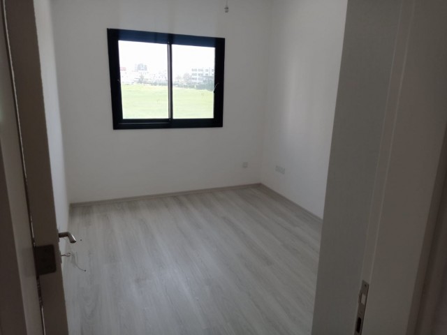 INVESTITION 2 + 1 WOHNUNG ZUM VERKAUF IN ZENTRALER LAGE IN KIZILBASH ** 