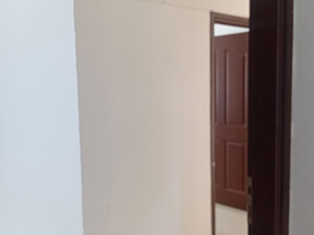 3+1 Apartment for rent with semi-furnished monthly payment on Yenisehirde street ** 