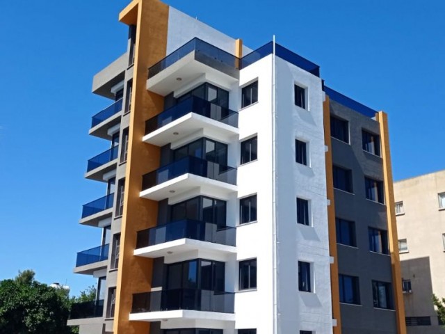 EXCELLENT DESIGN IN THE MOST ELITE AREA OF KÜÇÜK KAYMAKLI, 1. SPACIOUS AND SPACIOUS APARTMENTS WITH AN ELEVATOR (3+1), BUILT WITH HIGH-CLASS WORKMANSHIP AND MATERIALS ** 