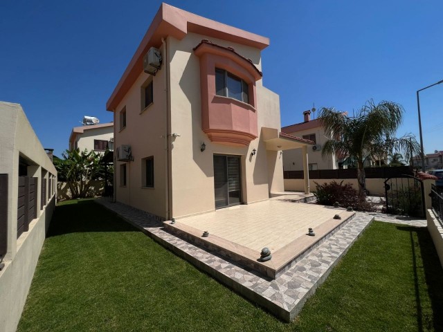 220M2 (3+1) LARGE SPACIOUS DUPLEX VILLA WITH GARDEN FOR RENT IN AN EXCELLENT LANDSCAPED LOCATION IN DUMLUPINAR REGION ** 