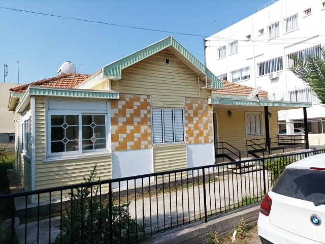 Detached House To Rent in Kızılbaş, Nicosia