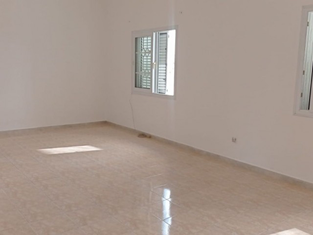 Detached House To Rent in Kızılbaş, Nicosia