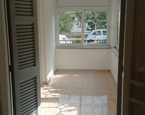 Detached House To Rent in Kızılbaş, Nicosia