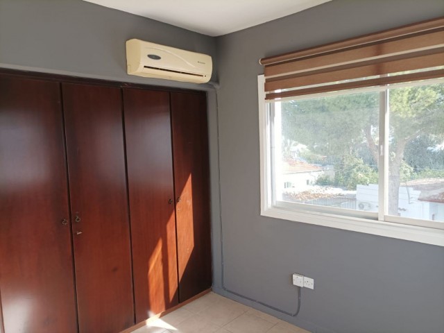 LARGE AND SPACIOUS FLAT FOR RENT WITH COMMERCIAL PERMIT IN A PERFECT LOCATION IN YENİŞEHİR, SUITABLE TO BE AN OFFICE, CLINIC, AND TRAINING CENTER WITH ELEVATOR.