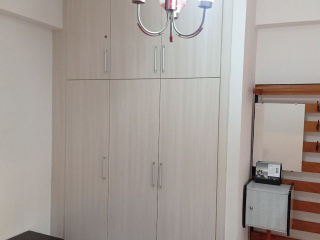 Ground floor, centrally located 2+1 furnished flat for rent in Gönyeli