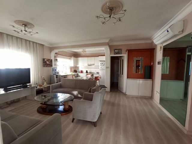 Penthouse Kaufen in Girne Merkez, Kyrenia