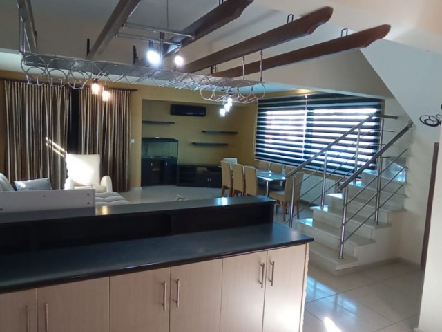 Villa For Sale in Küçük Kaymaklı, Nicosia