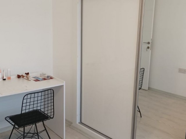 2+1 furnished flat for rent on the school road in Yenişehir region