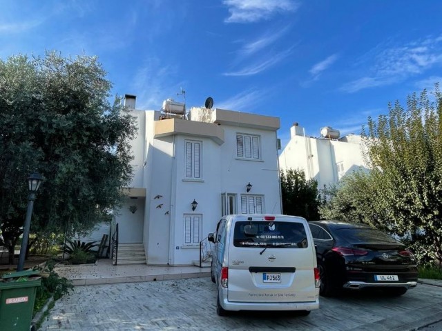 4+1 Villa in einem Komplex zum Verkauf in Kyrenia Alsancak