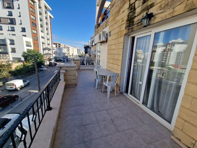 85 m2 2+1 furnished flat for rent in Kyrenia center