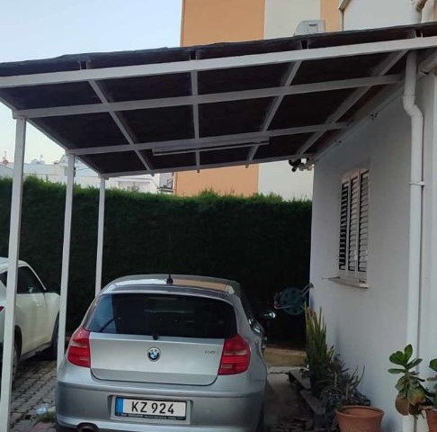 LARGE AND SPACIOUS (3+1) 130M2 TURKISH MADE, VERY AFFORDABLE PRICE FLAT FOR SALE, GROUND FLOOR WITH GARDEN, IN A PERFECT LOCATION IN KÜÇÜK KAYMAKLI.