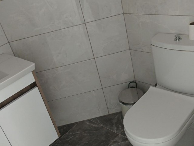 2+1 flat for rent in a central location in Yenikent