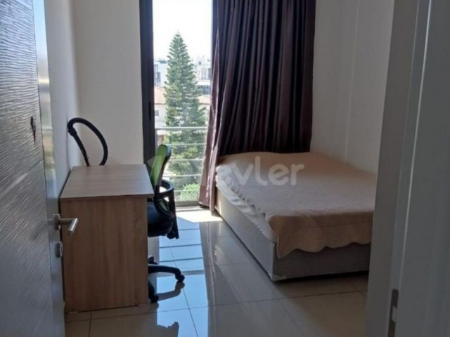 2+1 FLAT FOR RENT IN GÖNYELİ IN A DELIGHTFUL ENVIRONMENT IN THE CITY