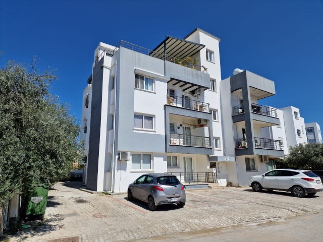 PERFECT LOCATION IN GÖNYELİ 90 M2 (2+1) LARGE SPACIOUS 4 YEARS OLD VERY CLEAN BARGAIN TURKISH MADE FLAT FOR SALE NO VAT AND TRANSFORMER.