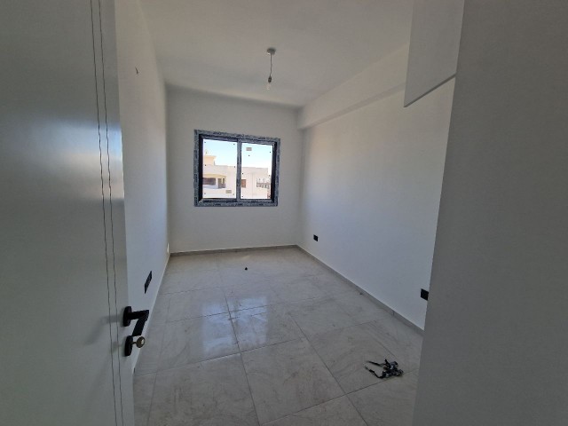 130M2 (3+1) ENSUITE SPACIOUS AND SPACIOUS FLATS IN GÖNYELİDE VILLA AREA WITH TURKISH COACHES, MADE WITH EXCELLENT WORKMANSHIP AND MATERIALS, SUITABLE FOR CREDIT.