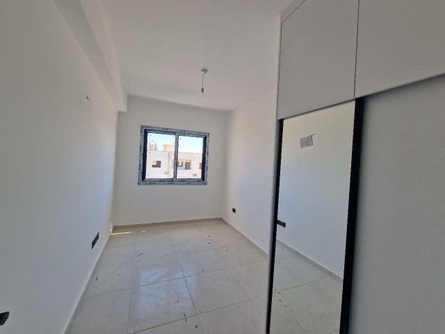 Gönyeli'de 3+1 ( 130 M2) Sessiz ve Sakin bir Konumda olan Muhteşem daire