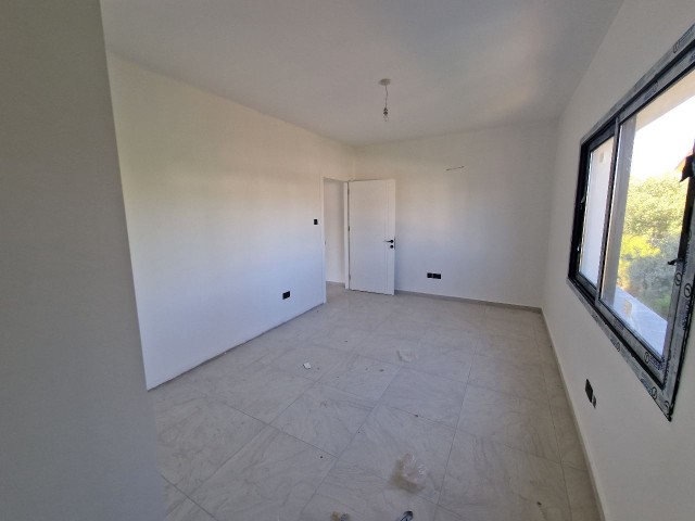 Wunderschöne 3+1 (130 m2) Wohnung in ruhiger Lage in Gönyeli