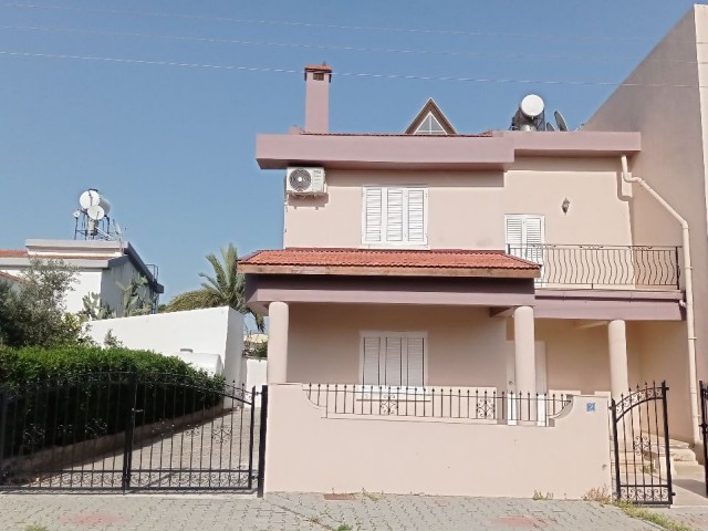 Wunderschöne, neu eingerichtete Villa zur Miete in ruhiger und guter Lage von 150 m2 in der Region Gönyeli