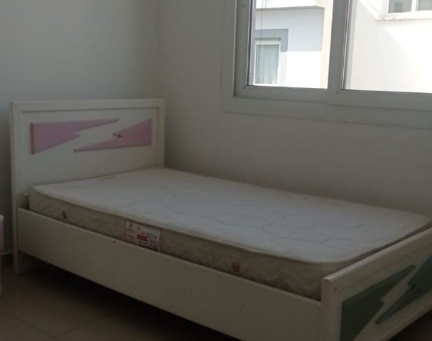 2+1 flat for rent in Gönyeli center