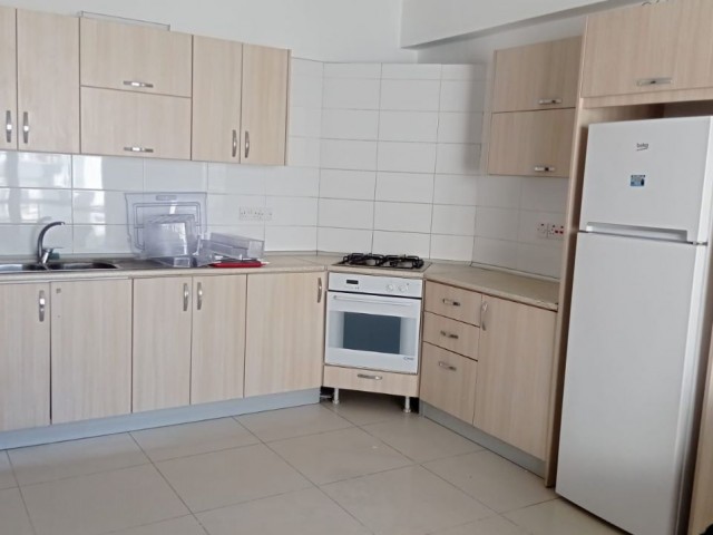 2+1 flat for rent in Gönyeli center